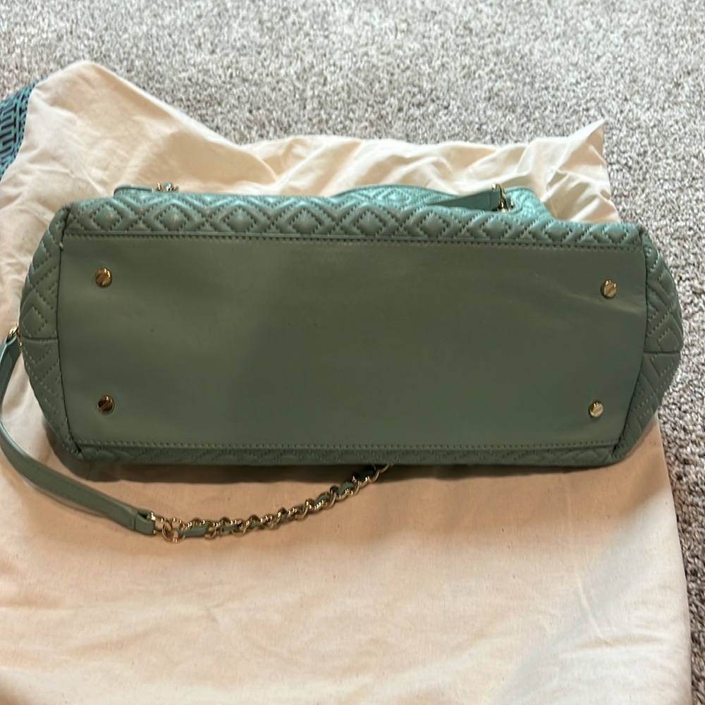 Tory Burch Quilted Handbag - Picture 8 of 9